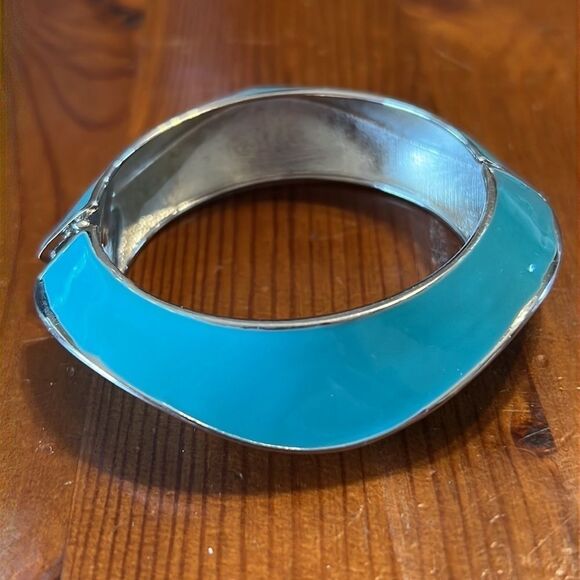 Bundle 3 for $15 Blue Green and Silver-tone Hinge Bracelet - Picture 5 of 11